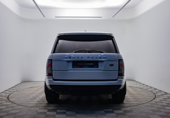 Подержанный автомобиль Land Rover Range Rover 2014 года (6 фото)
