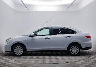 Подержанный автомобиль Nissan Almera Sedan 2018 года (2 фото)