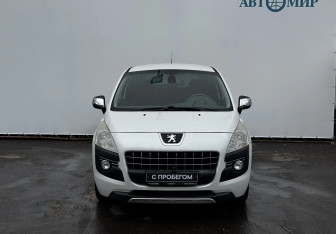 Подержанный автомобиль Peugeot 3008 2011 года (2 фото)