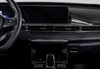 Подержанный автомобиль Chery Tiggo 8 Pro Max 2023 года (13 фото)