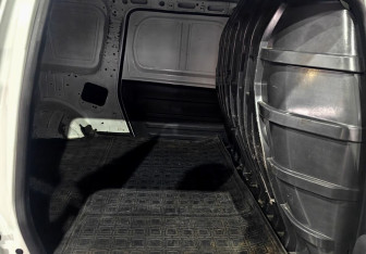 Подержанный автомобиль LADA (ВАЗ) Largus Van 2018 года (12 фото)