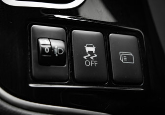 Подержанный автомобиль Mitsubishi Outlander 2016 года (14 фото)