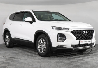 Подержанный автомобиль Hyundai Santa Fe 2019 года (3 фото)