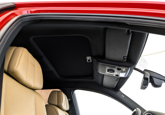 Подержанный автомобиль BMW X6 M 2011 года (23 фото)