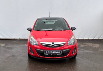 Подержанный автомобиль Opel Corsa 2012 года (2 фото)