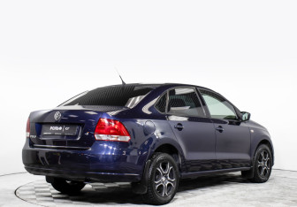 Подержанный автомобиль Volkswagen Polo Sedan 2011 года (5 фото)