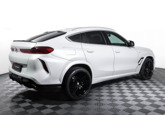 Подержанный автомобиль BMW X6 2019 года (5 фото)