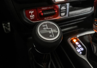 Подержанный автомобиль Jeep Wrangler 2021 года (15 фото)