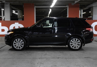 Подержанный автомобиль Land Rover Range Rover Sport 2013 года (8 фото)