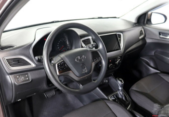 Подержанный автомобиль Hyundai Solaris Sedan 2020 года (9 фото)