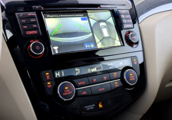Подержанный автомобиль Nissan X-Trail 2016 года (29 фото)