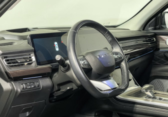 Подержанный автомобиль Exeed VX 2022 года (13 фото)