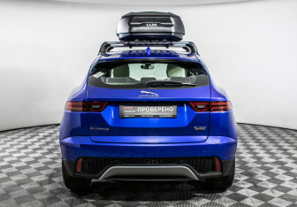 Подержанный автомобиль Jaguar E-Pace 2018 года (6 фото)