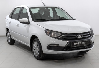 Подержанный автомобиль LADA (ВАЗ) Granta Sedan 2023 года (3 фото)