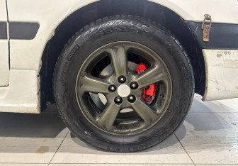 Подержанный автомобиль Toyota Corona Sedan 1998 года (8 фото)