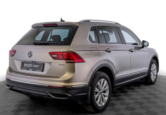 Подержанный автомобиль Volkswagen Tiguan 2021 года (5 фото)