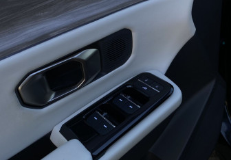 Подержанный автомобиль Jetour Dashing 2023 года (21 фото)