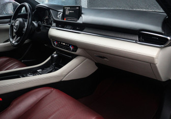 Подержанный автомобиль Mazda 6 Sedan 2021 года (9 фото)