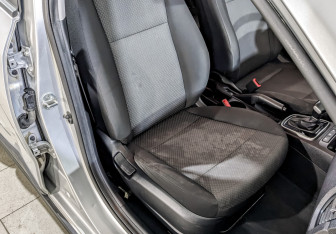 Подержанный автомобиль Kia Rio Hatchback 2021 года (22 фото)