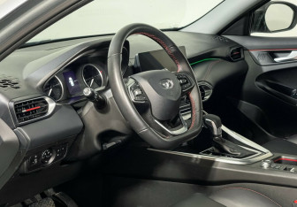 Подержанный автомобиль Kaiyi E5 2023 года (9 фото)