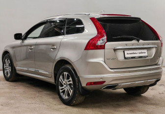 Подержанный автомобиль Volvo XC60 2014 года (7 фото)