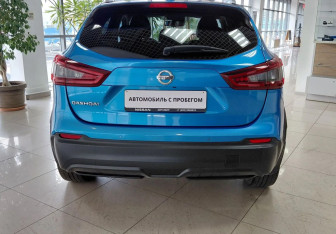 Подержанный автомобиль Nissan Qashqai 2020 года (6 фото)