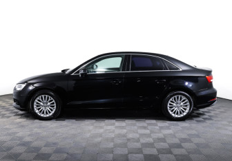 Подержанный автомобиль Audi A3 Sedan 2016 года (8 фото)
