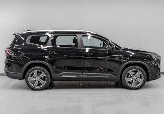 Новый Geely Okavango 2025 (4 фото)