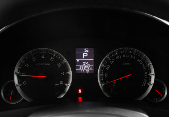 Подержанный автомобиль Suzuki Swift Hatchback 2011 года (7 фото)