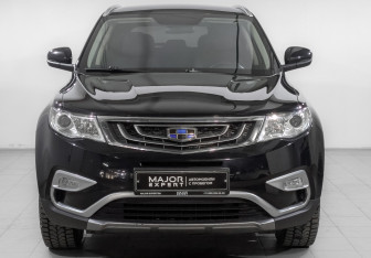 Подержанный автомобиль Geely Atlas 2018 года (2 фото)