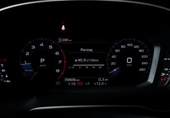 Подержанный автомобиль Audi Q3 Sportback 2020 года (10 фото)