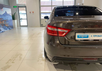 Подержанный автомобиль LADA (ВАЗ) Vesta Sedan 2021 года (8 фото)