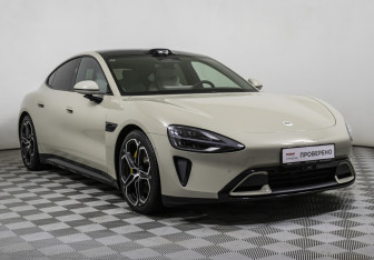 Подержанный автомобиль Xiaomi SU7 2024 года (5 фото)