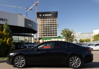 Подержанный автомобиль Mazda 6 Sedan 2019 года (6 фото)
