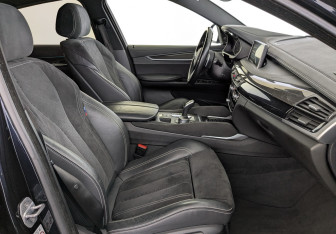 Подержанный автомобиль BMW X6 2019 года (25 фото)