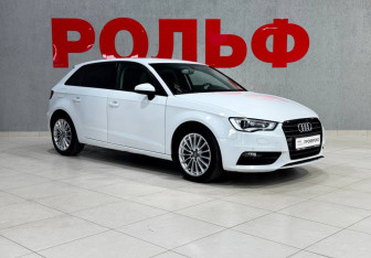 Подержанный автомобиль Audi A3 Hatchback 2014 года (3 фото)