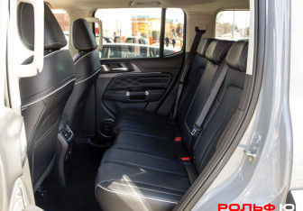 Подержанный автомобиль Tank 300 2023 года (8 фото)