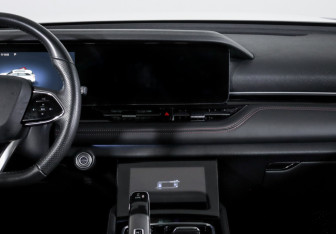 Подержанный автомобиль FAW Bestune T99 2023 года (13 фото)