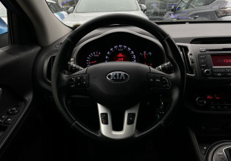 Подержанный автомобиль Kia Sportage 2012 года (14 фото)