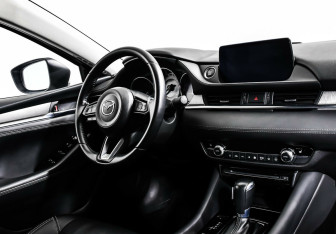 Подержанный автомобиль Mazda 6 Sedan 2019 года (6 фото)