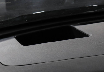 Подержанный автомобиль Hongqi HS5 2023 года (15 фото)