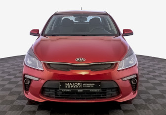 Подержанный автомобиль Kia Rio Sedan 2017 года (2 фото)