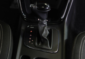 Подержанный автомобиль Kia Ceed Hatchback 2016 года (15 фото)