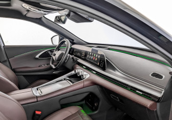 Подержанный автомобиль Exeed TXL 2024 года (11 фото)