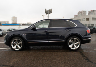 Подержанный автомобиль Bentley Bentayga 2016 года (8 фото)