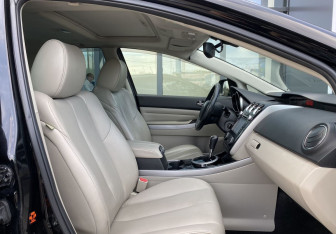 Подержанный автомобиль Mazda CX-7 2010 года (23 фото)