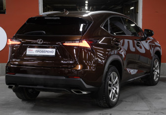 Подержанный автомобиль Lexus NX 2017 года (5 фото)