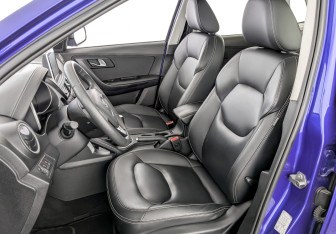 Подержанный автомобиль FAW Besturn X40 2021 года (20 фото)