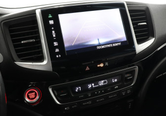 Подержанный автомобиль Honda Pilot 2016 года (14 фото)