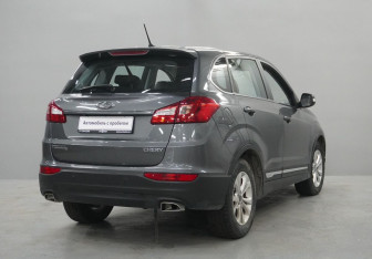 Подержанный автомобиль Chery Tiggo 5 2015 года (5 фото)